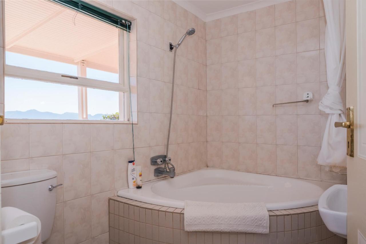 Fairhill Nature Reserve And Holiday home Stanford