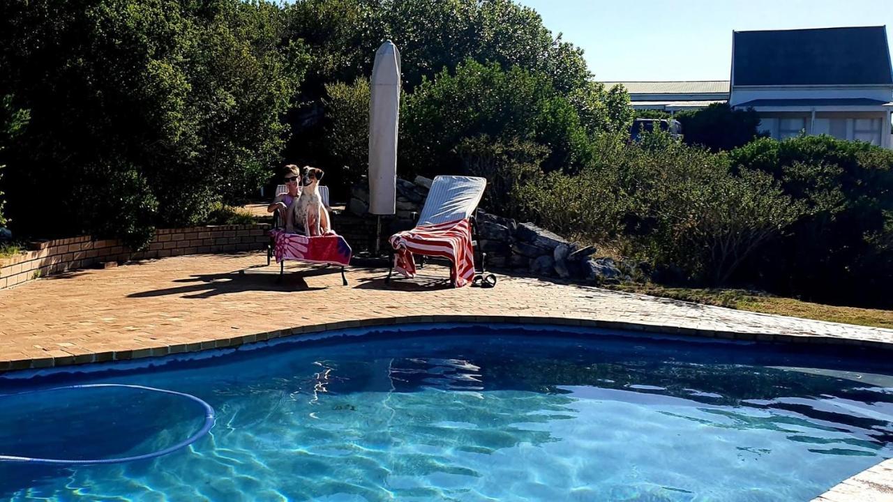 Holiday home Fairhill Nature Reserve And