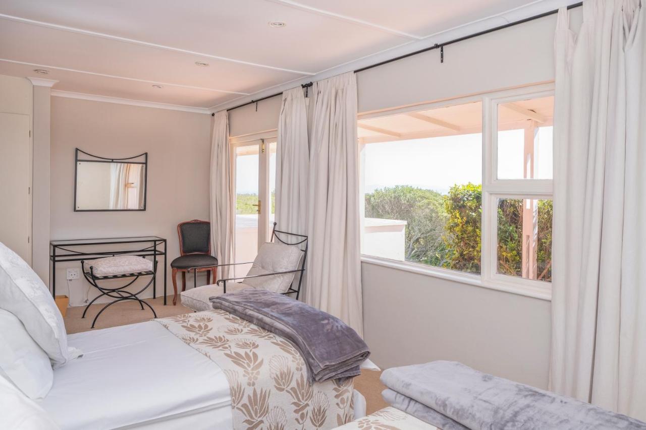 Fairhill Nature Reserve And Holiday home *
